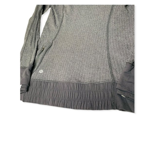 Lululemon Think Fast Hoodie Size 8 - Picture 5 of 6